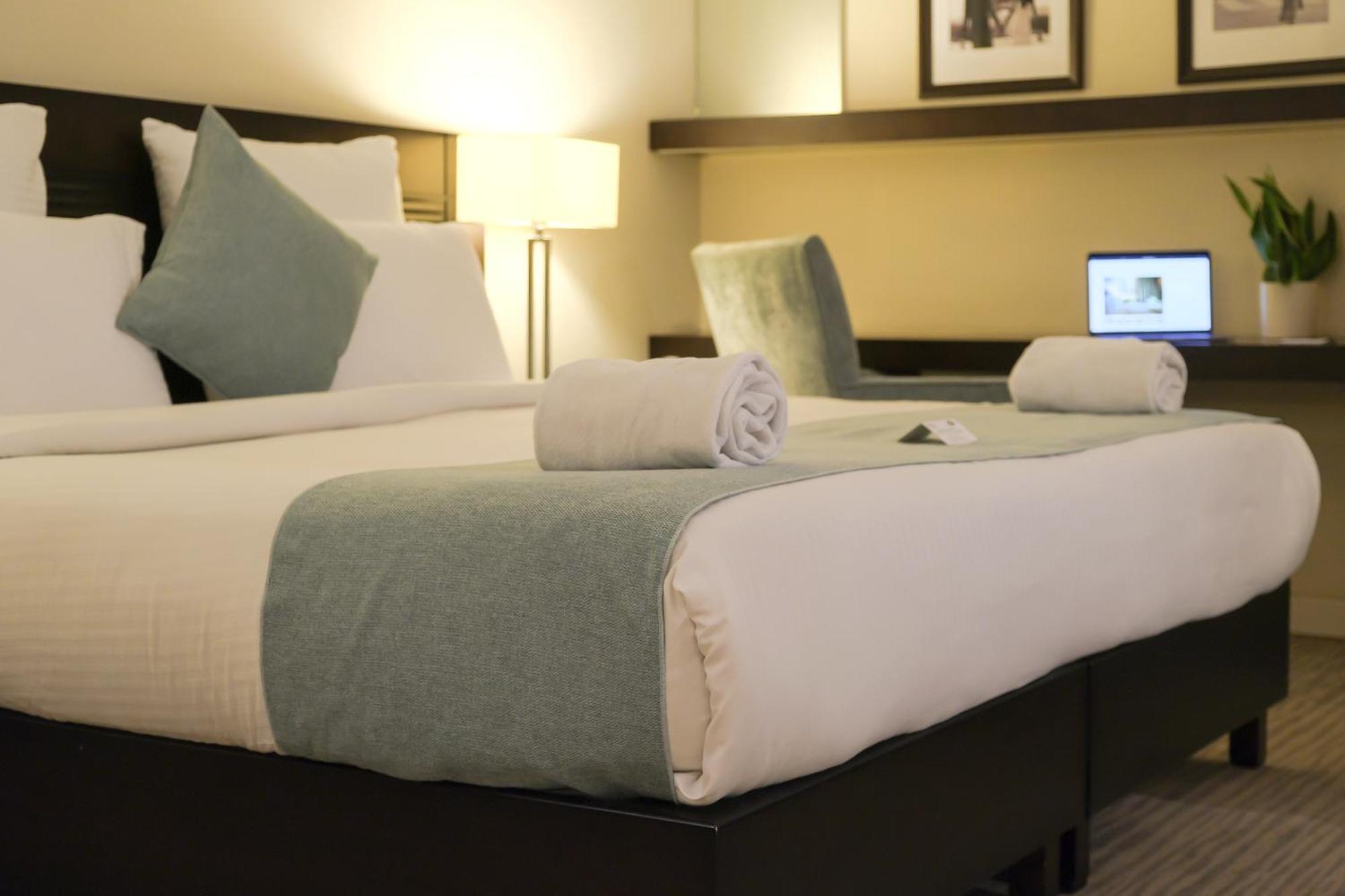The Parisian Hotel Бейрут Екстериор снимка